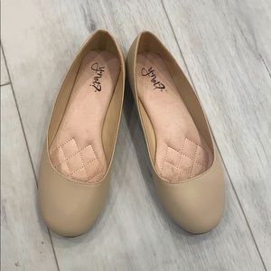 Tan flats